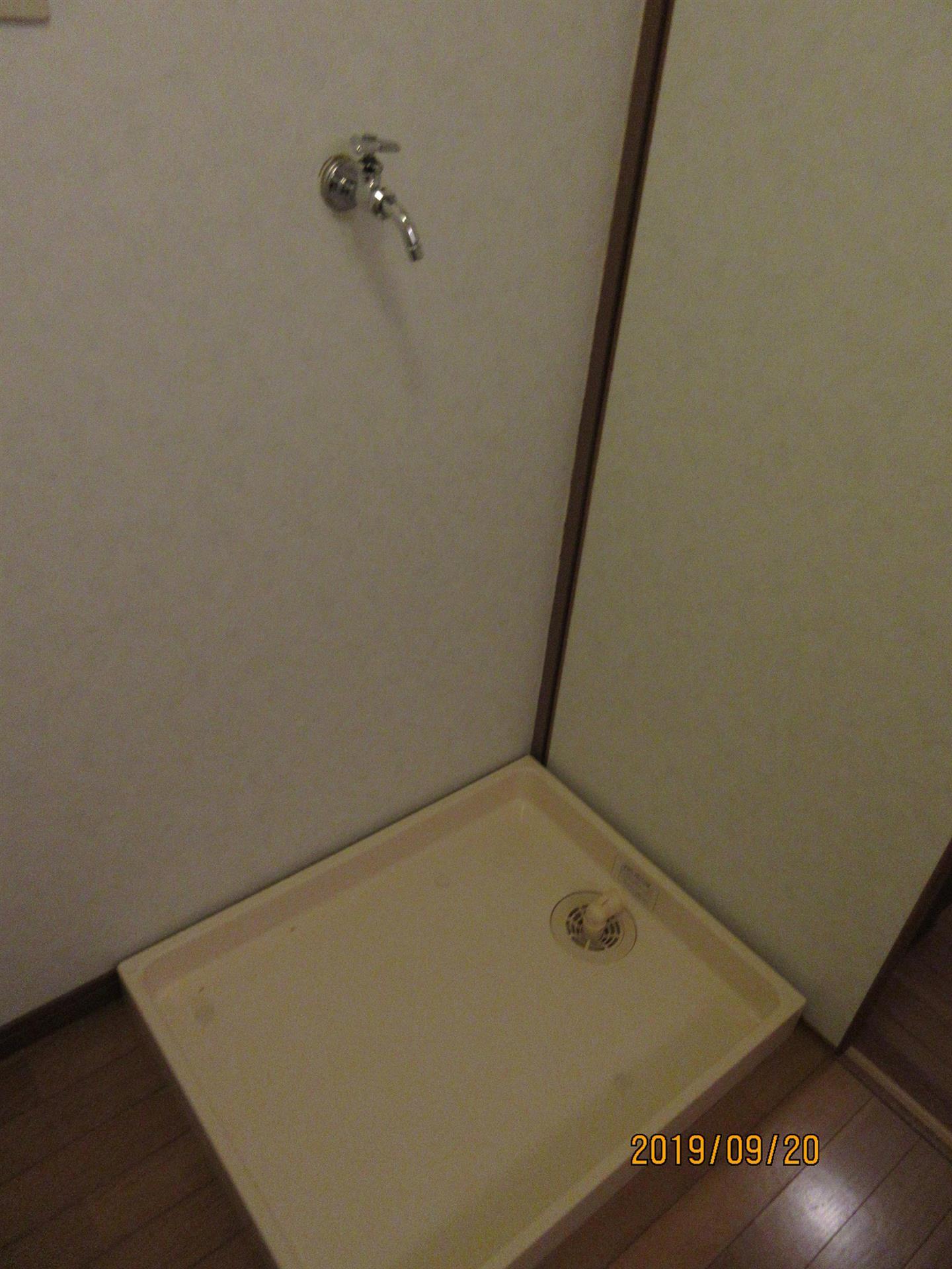 その他設備　屋内洗濯機置場