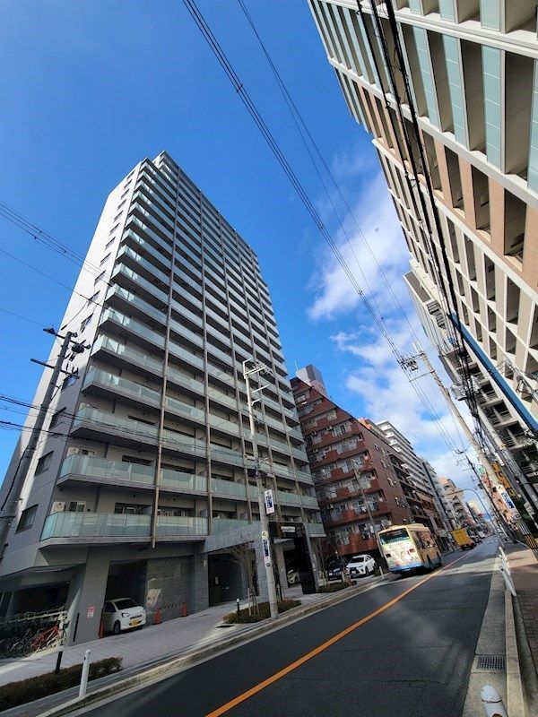 吹田市広芝町のマンションの建物外観