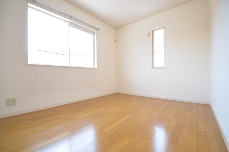 その他部屋・スペース　洋間も日当たり良好！