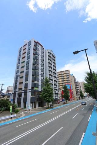 福岡市博多区美野島のマンションの建物外観