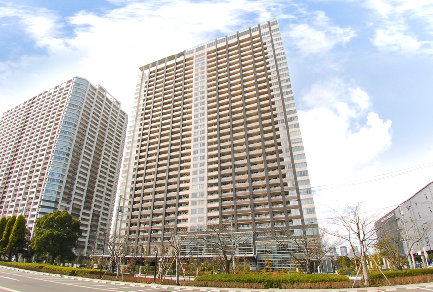 江東区有明のマンションの建物外観