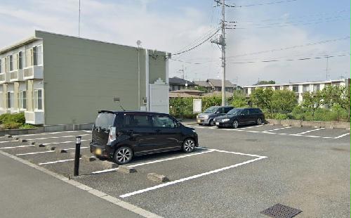 【レオパレス下館小川の駐車場】