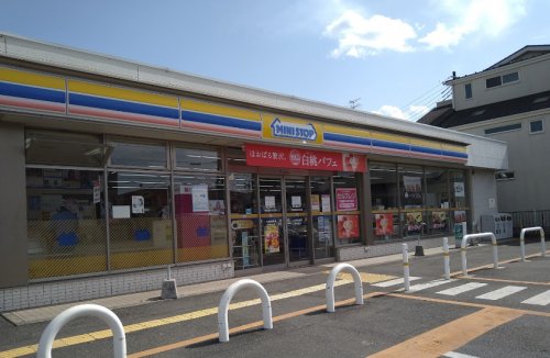 コンビニ　ミニストップ 四街道市大日店（コンビニ）まで392m