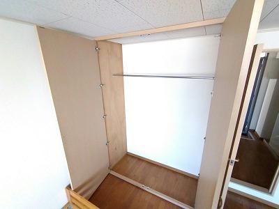 収納　居室収納