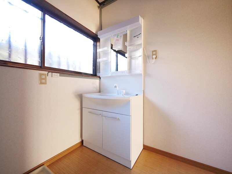 洗面設備　シャンプードレッサー