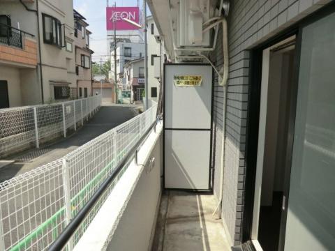　バルコニー　ベランダ