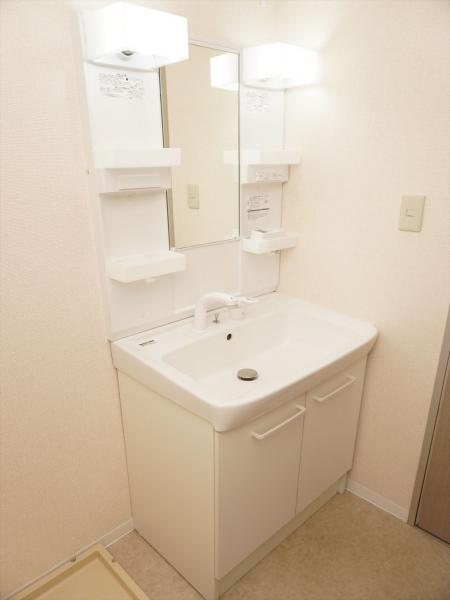 洗面設備　洗面所