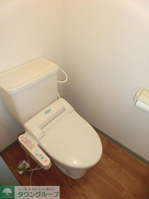トイレ　ウォシュレット付き