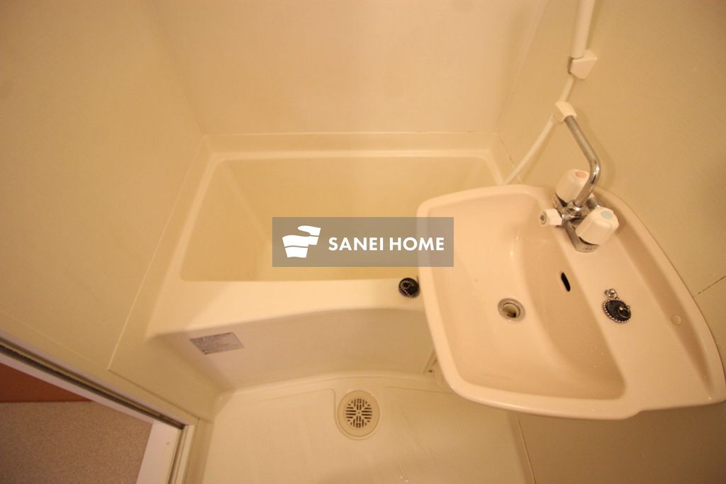 洗面設備　同仕様