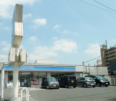 コンビニ　ローソン東岩槻駅北口店（コンビニ）まで393m