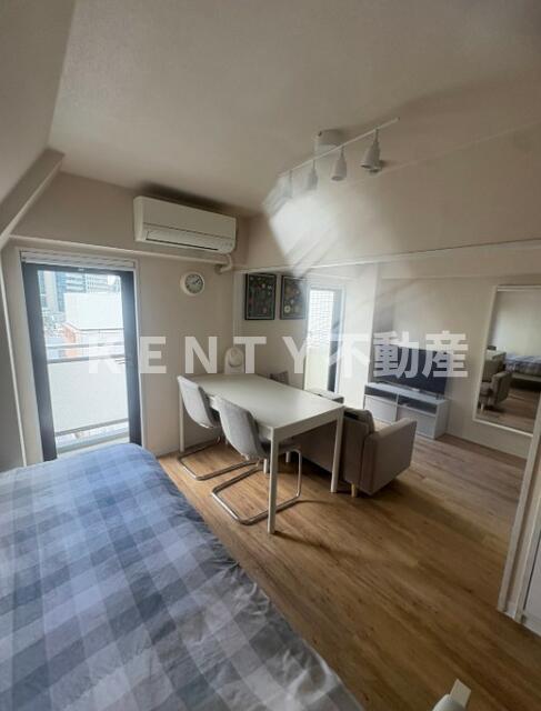 その他部屋・スペース　落ち着いて過ごせるお部屋なので、寝室にいかがでしょうか
