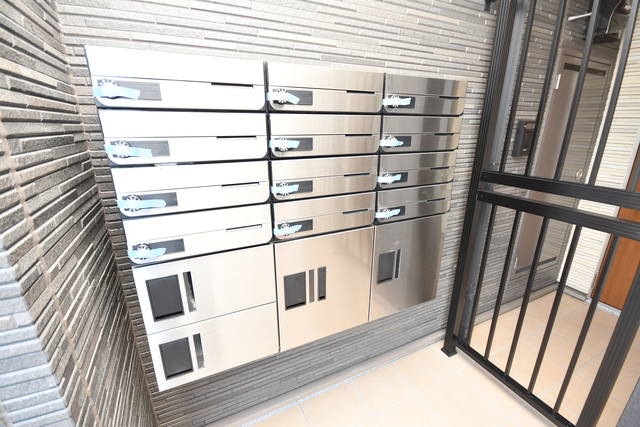 エントランス　集合ポスト・宅配ボックス