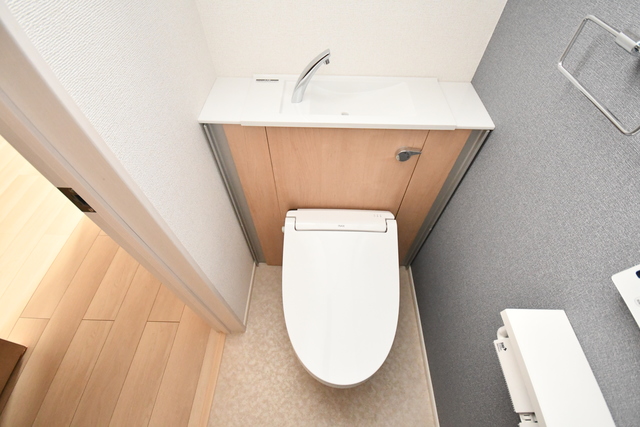 トイレ　トイレ