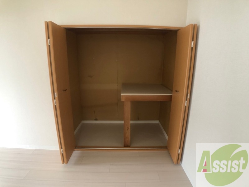 収納　こちらは収納です。物をしまう事ができますね！