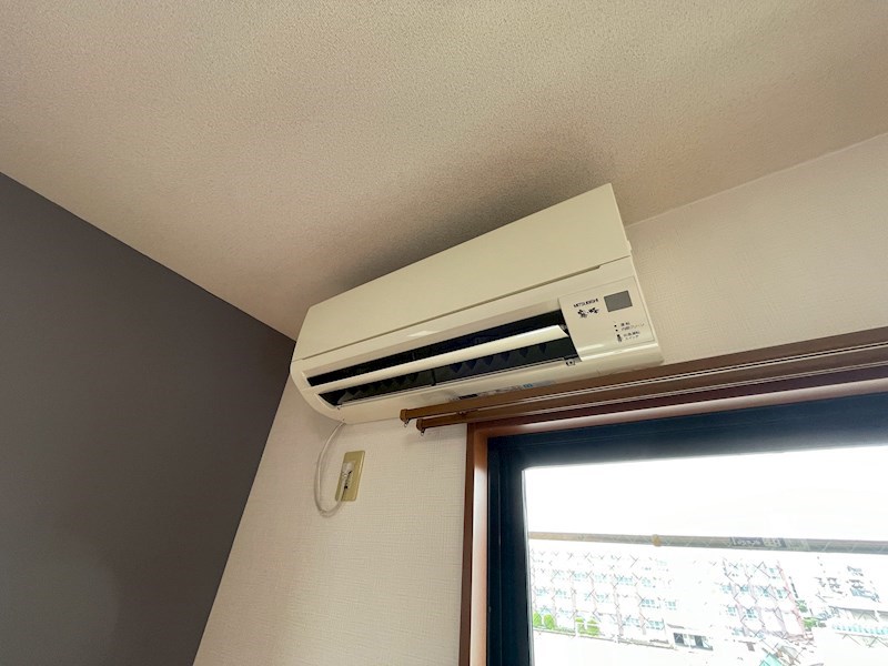 その他設備　エアコン付きの室内で日々の生活も快適に。