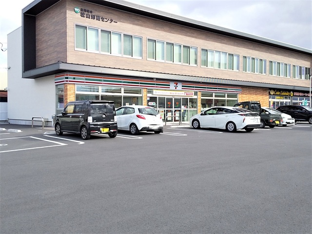 コンビニ　セブンイレブン　松山問屋町店（コンビニ）まで550m