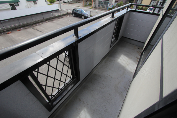 バルコニー　別部屋参考画像