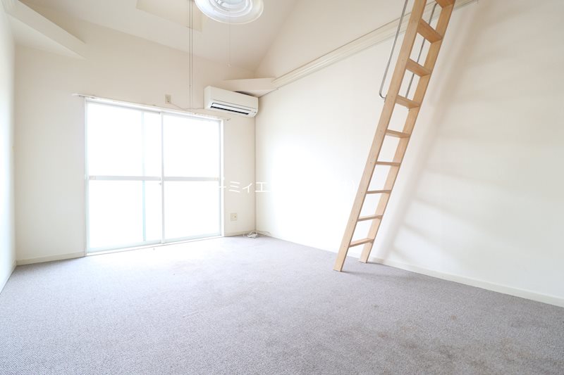 居室・リビング　洋室です♪