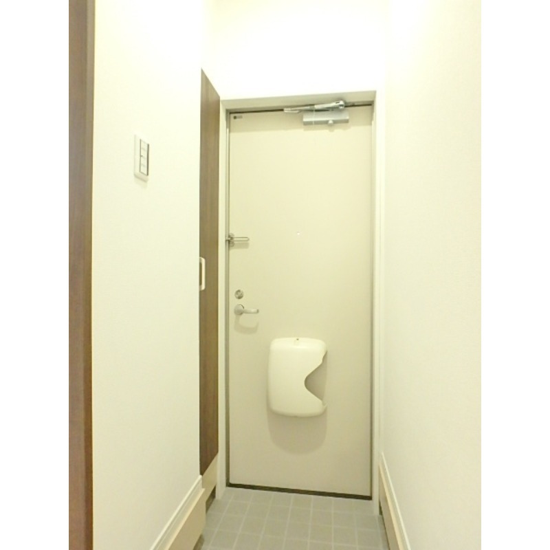 玄関　図面と現状に相違がある場合には現状を優先