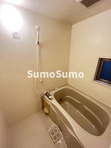 バス・シャワールーム　お風呂で日々の疲れを落としましょう