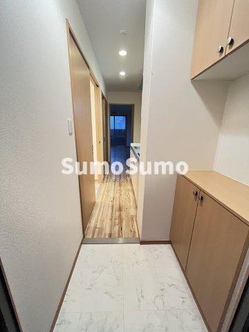 玄関　収納もある玄関です