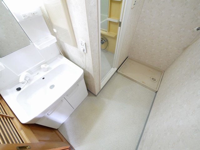 洗面設備　忙しい朝には欠かせない洗面所です