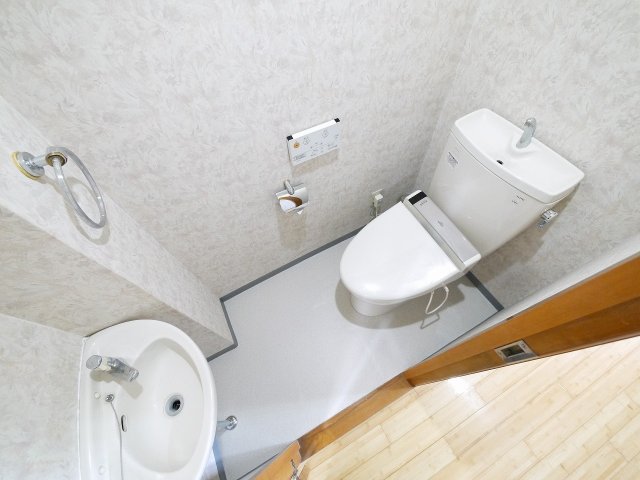 トイレ　シンプルで使いやすいトイレです