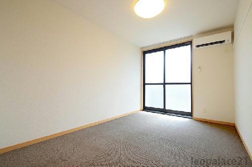 その他部屋・スペース　同タイプの写真です。（家具無しのお部屋です）