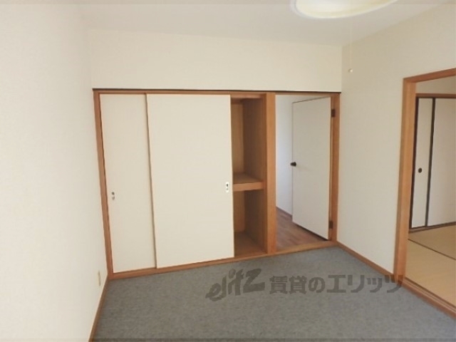 居室・リビング　洋室