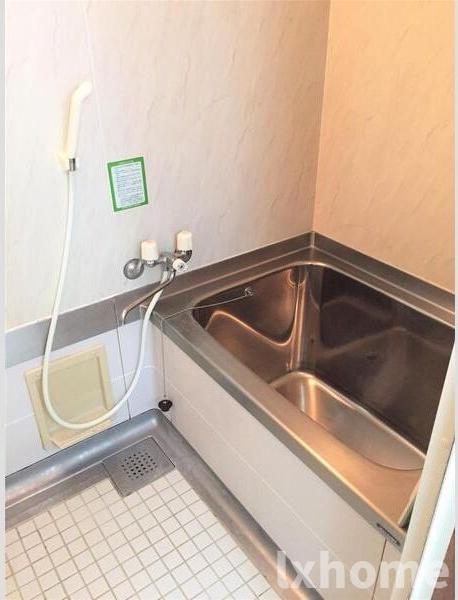 バス・シャワールーム　きれいなお風呂です