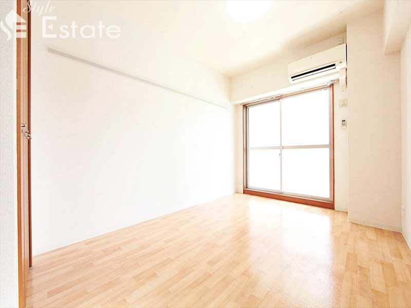 居室・リビング　内装