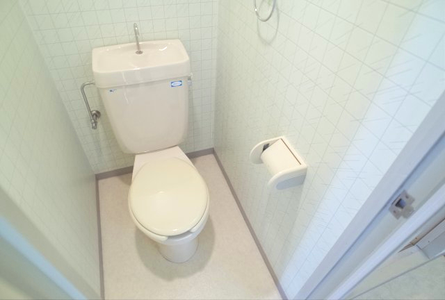 サンハウス御影本町のトイレ写真