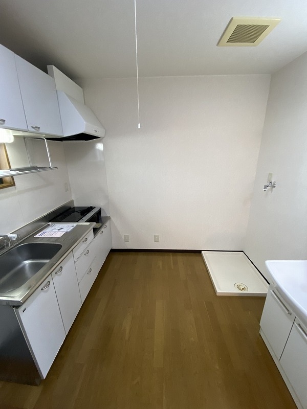 居室・リビング　キッチンスペースも広々♪