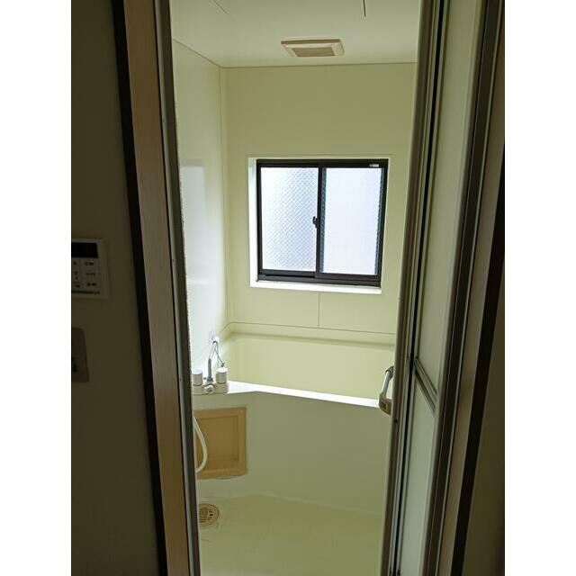 バス・シャワールーム　朝風呂、シャワー、夜のバスタイムと使い方は自在