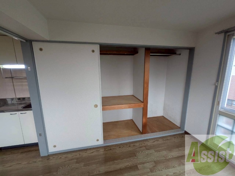 収納　クローゼットがありました。お洋服や荷物はここへ