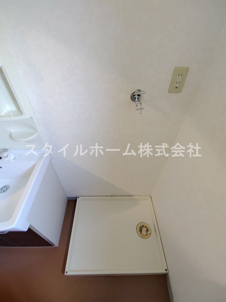 洗面設備　別部屋写真です。