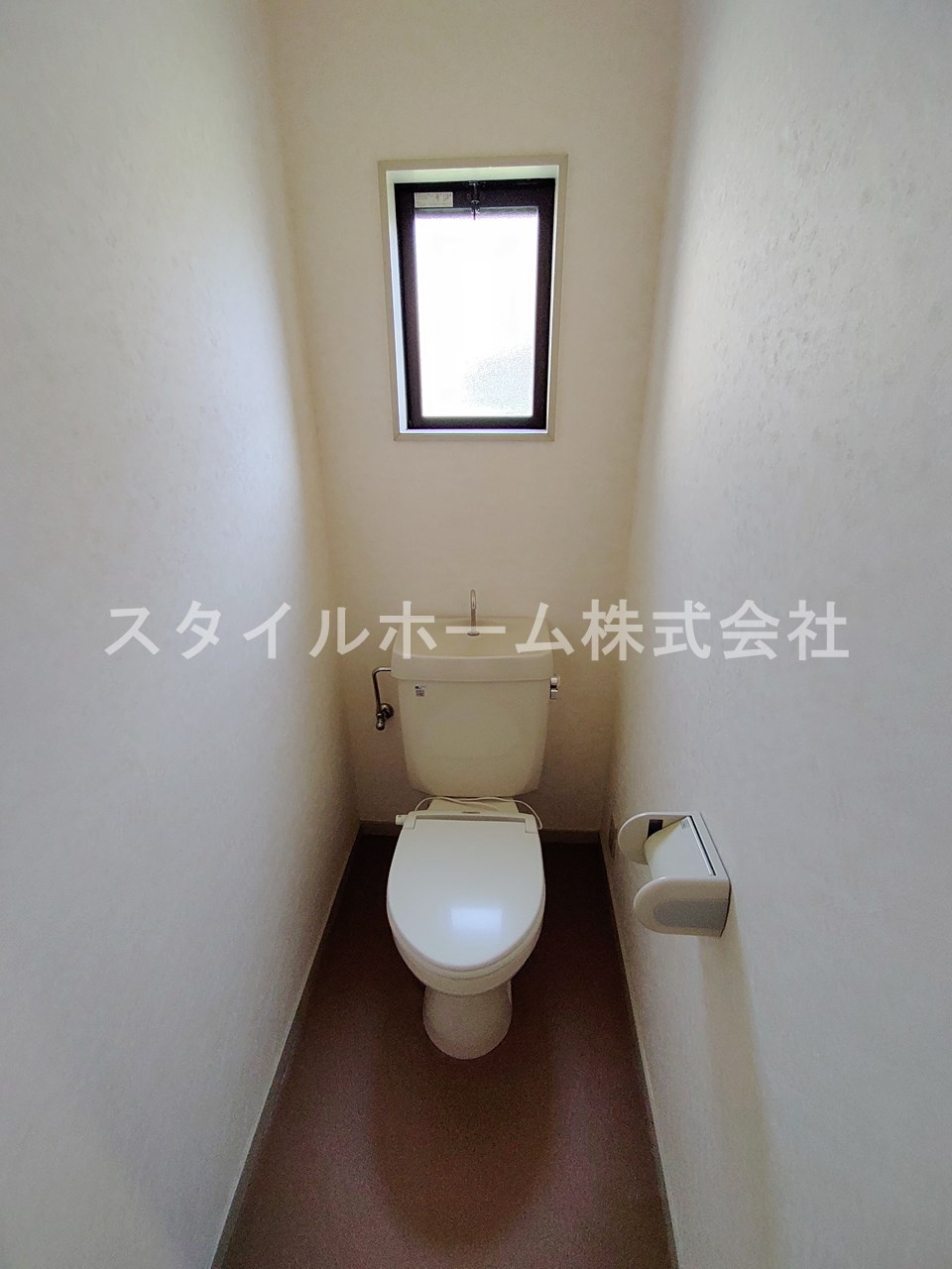 トイレ　別部屋写真です。