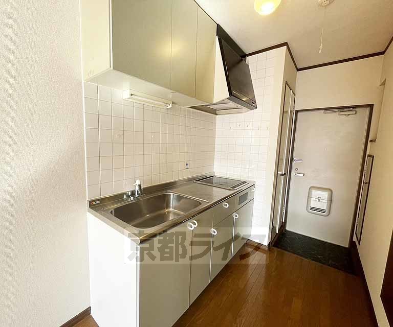 キッチン　ＩＨコンロ付きのキッチン