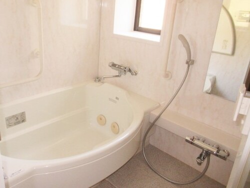 バス・シャワールーム　浴室