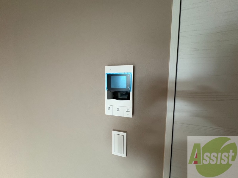 セキュリティ　ＴＶモニター付インターホンです。来客者の顔が見えるので安心！