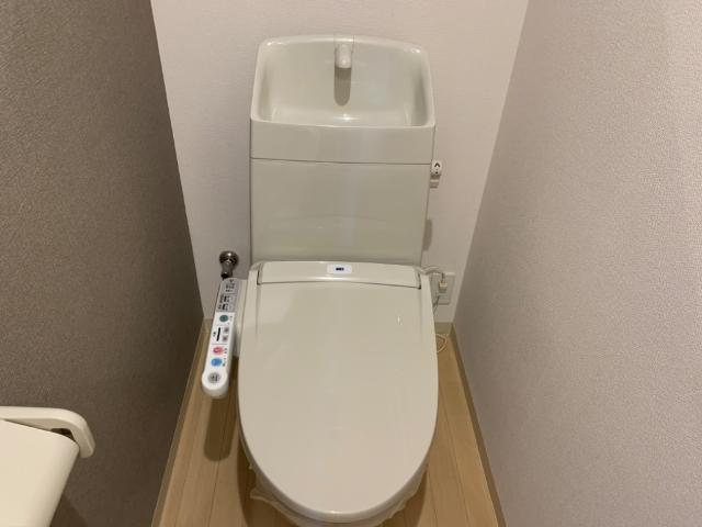 トイレ　トイレ