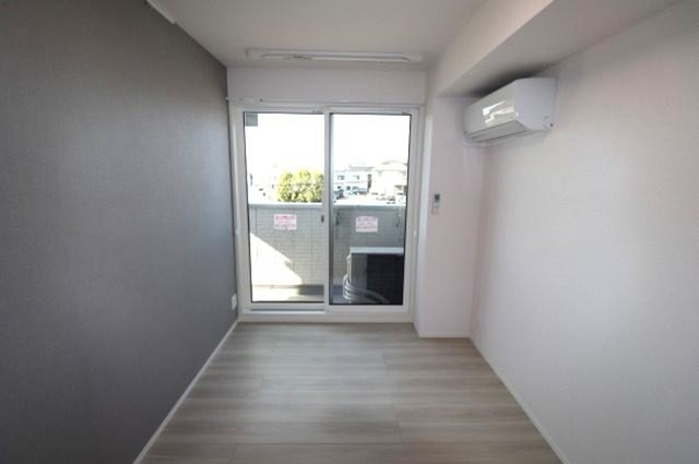 その他部屋・スペース　洋室５帖？