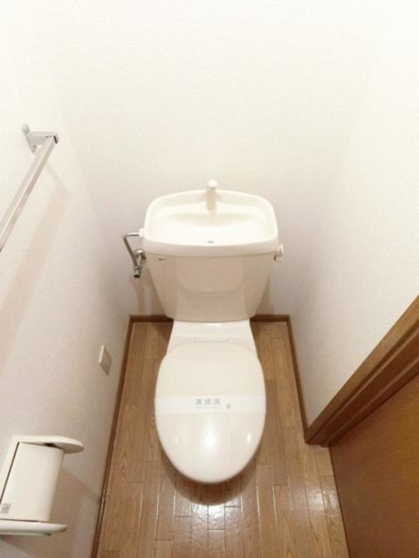 トイレ　図面と現状に相違がある場合には現状を優先