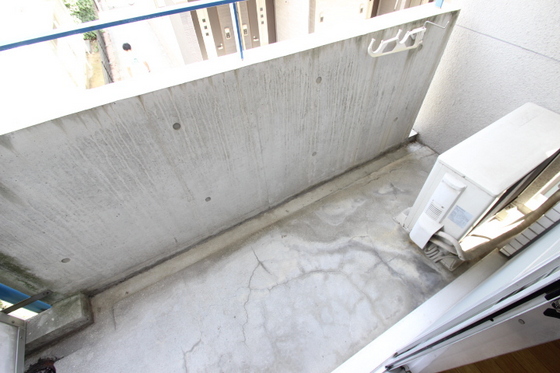 バルコニー　※別号室の写真です