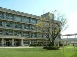 中学校　明石市立大蔵中学校（中学校）まで1734m