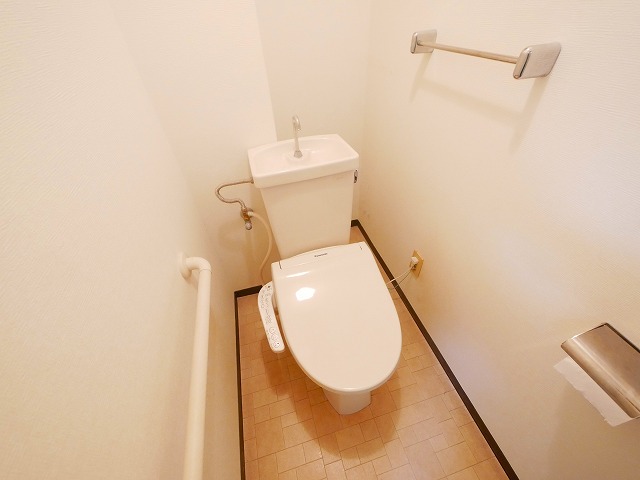 トイレ　トイレもきれいです