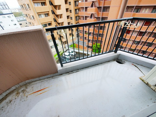 バルコニー　落ち着いた時間を過ごせるバルコニーです