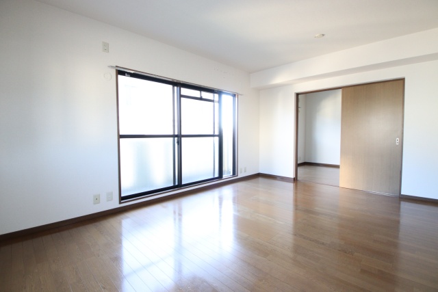 居室・リビング　別室の参考写真です。※現況優先