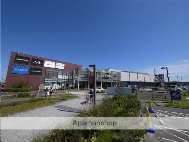 ショッピングセンター　三井アウトレットパーク仙台港店（ショッピングセンター）まで2053m