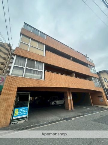 駐車場　エントランス